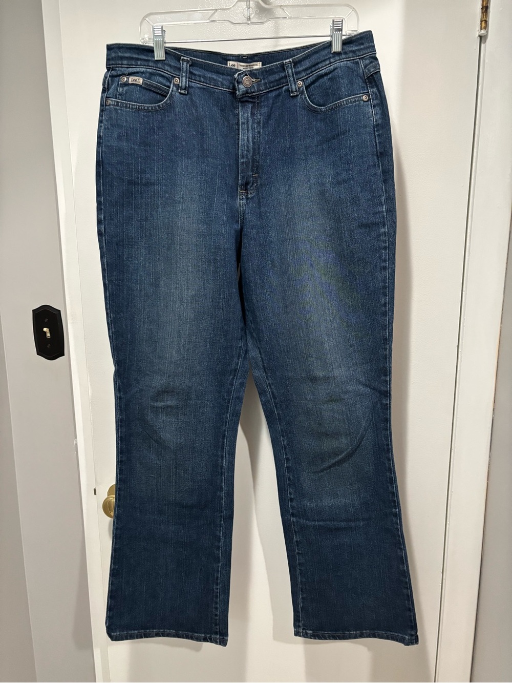 Lee Women's Bootcut Jeans in Dark Blue Wash Size 14